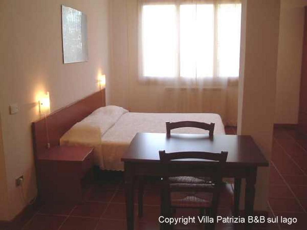 Villa Patrizia B&B Sul Lago Capoterra Extérieur photo